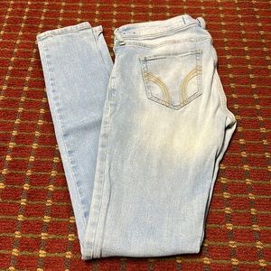 Hollister jeans